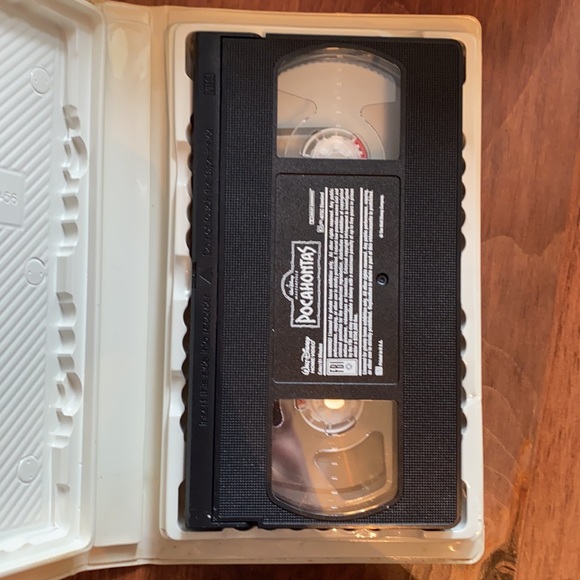 Disney pocahontas original VHS - Picture 4 of 4